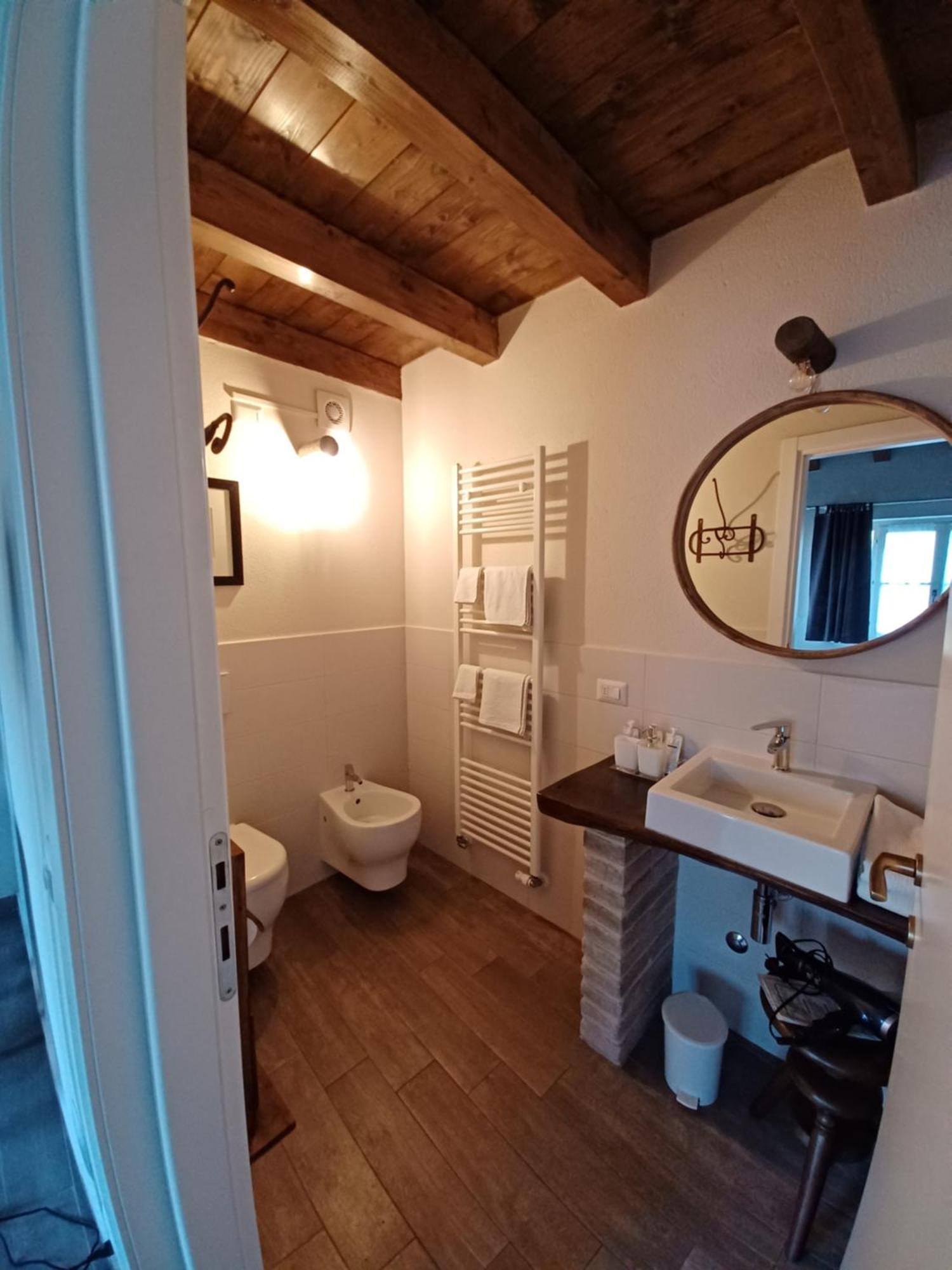 Country-Chic B&B "Il Pozzo E La Macina" 바르디 외부 사진